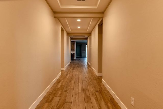 9701 E Spiral Avenue, Mesa, AZ 85212