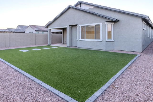 9701 E Spiral Avenue, Mesa, AZ 85212