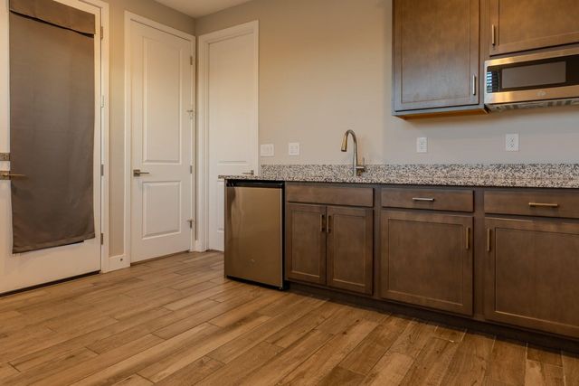 9701 E Spiral Avenue, Mesa, AZ 85212