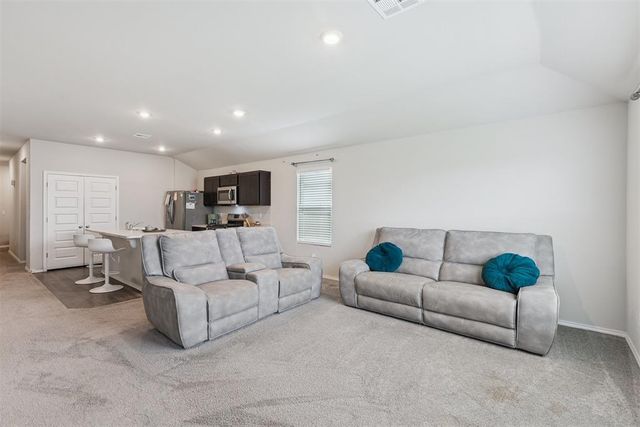 11848 Kameron Way, Yukon, OK 73099