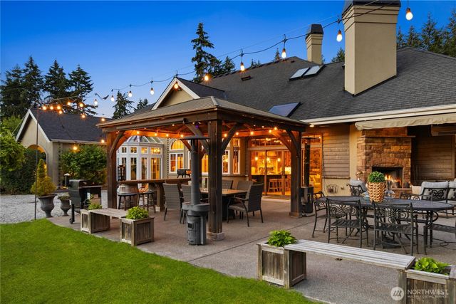 905 250th Avenue NE, Sammamish, WA 98074