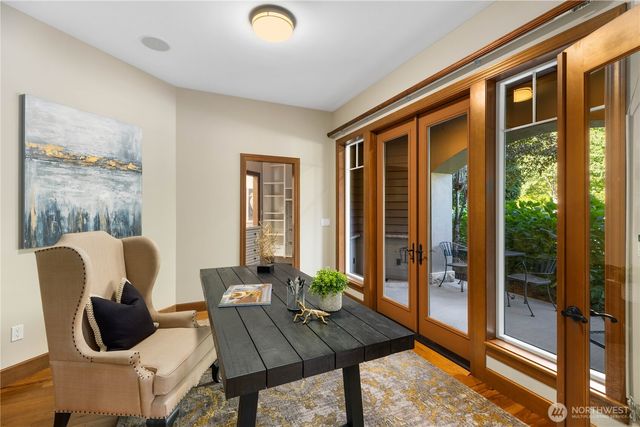 905 250th Avenue NE, Sammamish, WA 98074