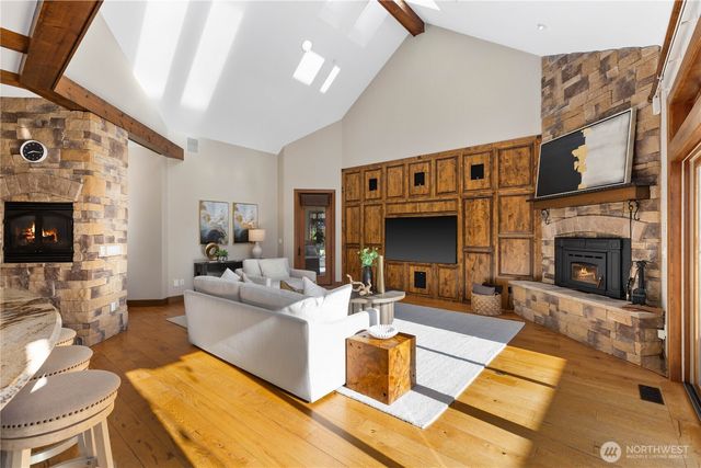 905 250th Avenue NE, Sammamish, WA 98074