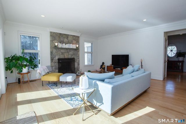 679 Cherry Brook Road, Canton, CT 06019