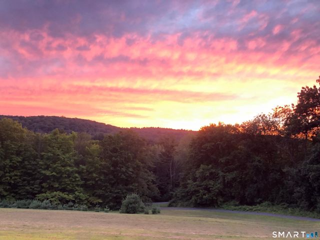 679 Cherry Brook Road, Canton, CT 06019