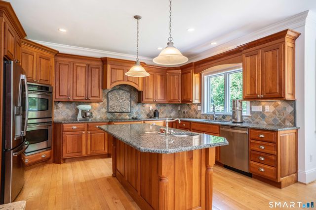 679 Cherry Brook Road, Canton, CT 06019