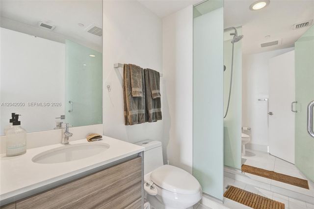 121 NE 34th Street 2205, Miami, FL 33137