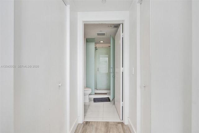 121 NE 34th Street 2205, Miami, FL 33137