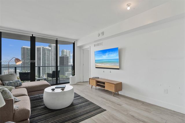 121 NE 34th Street 2205, Miami, FL 33137