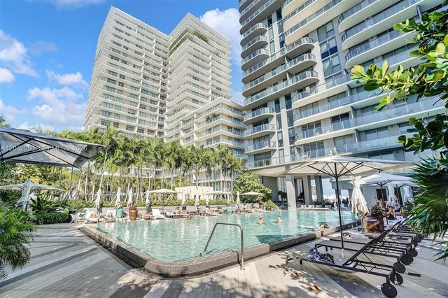 121 NE 34th Street 2205, Miami, FL 33137