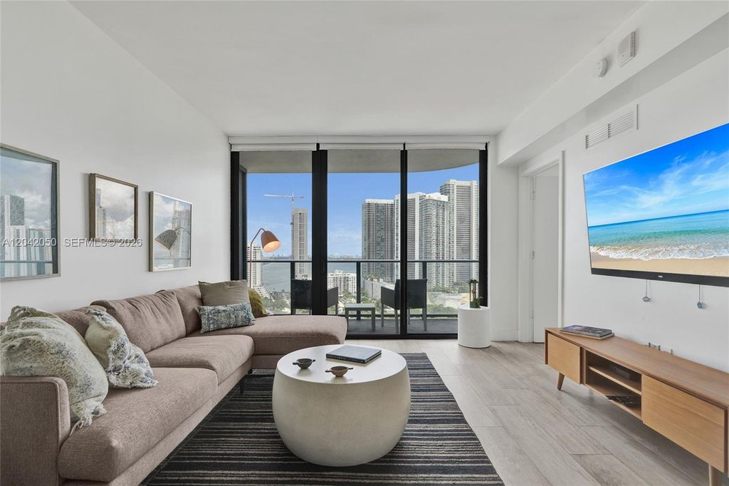 121 NE 34th Street 2205, Miami, FL 33137