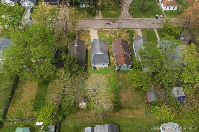 2548 Broadway Street, New Albany, IN 47150