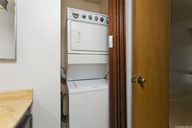 1114 Wilder Avenue 207, Honolulu, HI 96822