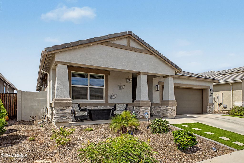 10334 S DESERT VIEW Drive, Apache Junction, AZ 85120 — photo 2