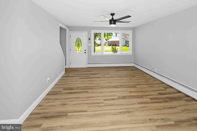 532 LINDSAY ST, Ridley Park, PA 19078