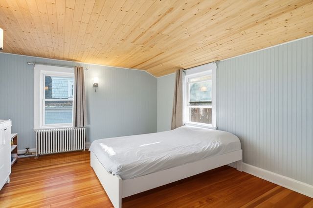 169 Pine St, Quincy, MA 02170