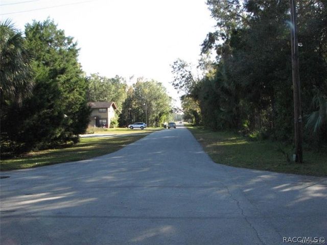 935 NE 5th Avenue, Crystal River, FL 34428