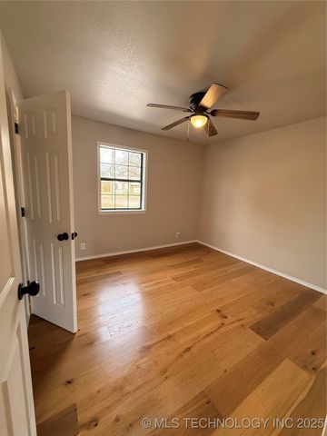 606 N Broadway Avenue, Haskell, OK 74436