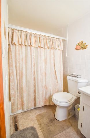 141 S Snow Prairie Road, Coldwater, MI 49036