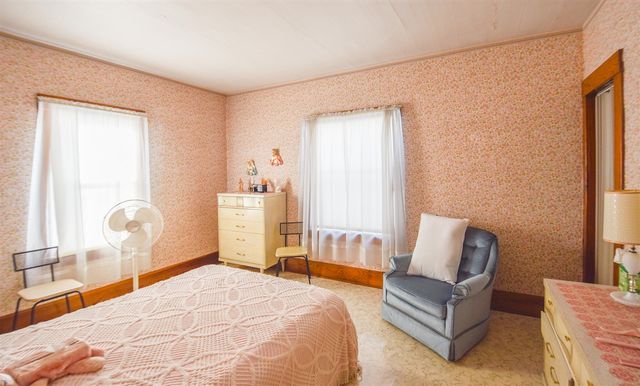 141 S Snow Prairie Road, Coldwater, MI 49036