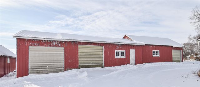 141 S Snow Prairie Road, Coldwater, MI 49036