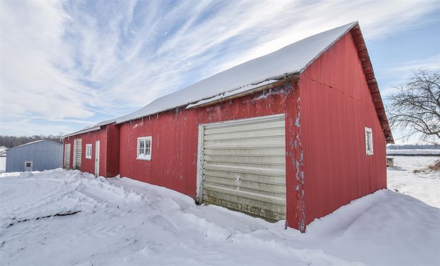 141 S Snow Prairie Road, Coldwater, MI 49036