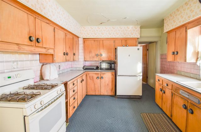 141 S Snow Prairie Road, Coldwater, MI 49036