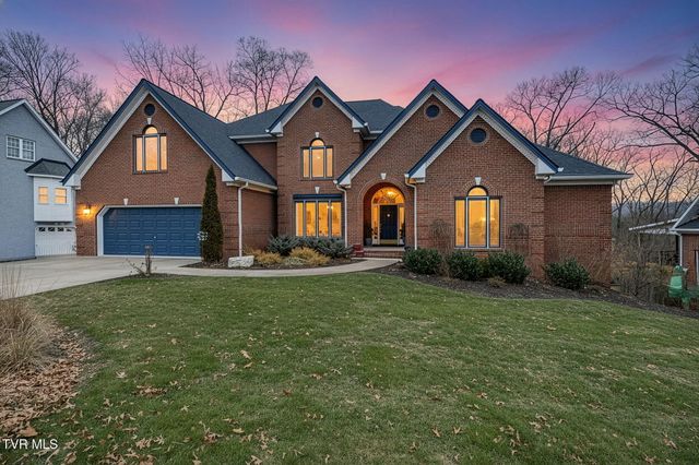 1817 Buckingham Court, Kingsport, TN 37660