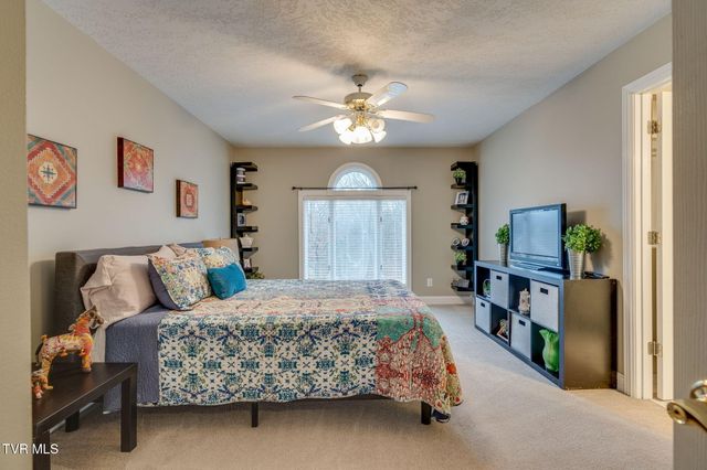 1817 Buckingham Court, Kingsport, TN 37660