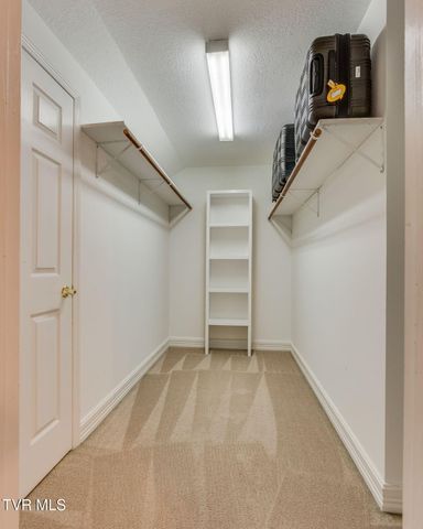 1817 Buckingham Court, Kingsport, TN 37660