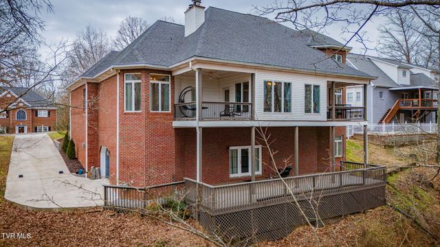 1817 Buckingham Court, Kingsport, TN 37660