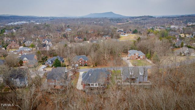 1817 Buckingham Court, Kingsport, TN 37660