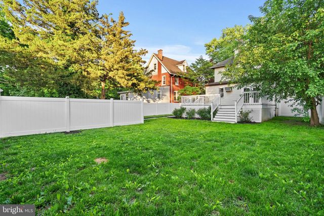 913 10TH AVE, Prospect Park, PA 19076