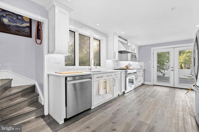 913 10TH AVE, Prospect Park, PA 19076