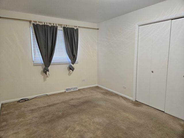 17331 Wausau Court, South Holland, IL 60473