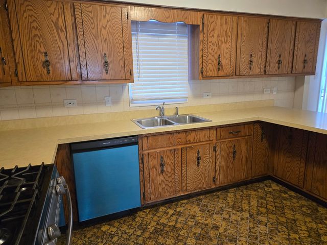 17331 Wausau Court, South Holland, IL 60473