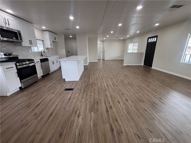 200 San Bernardino Ave. 46, Rialto, CA 92376