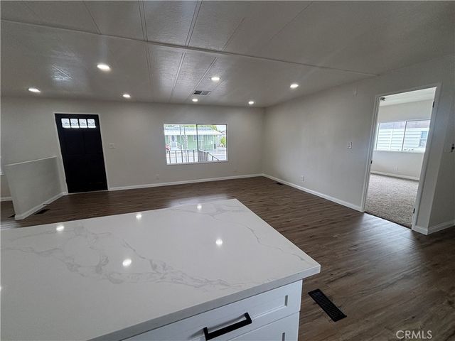 200 San Bernardino Ave. 46, Rialto, CA 92376