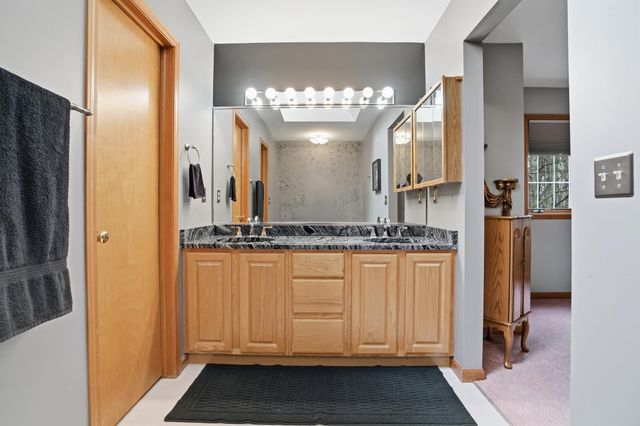 704 W Us Hwy 30, Valparaiso, IN 46385