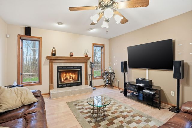 704 W Us Hwy 30, Valparaiso, IN 46385