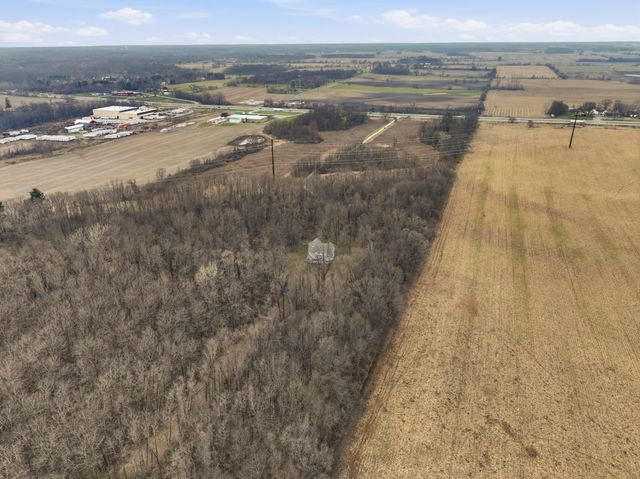 704 W Us Hwy 30, Valparaiso, IN 46385