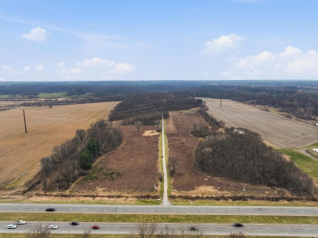 704 W Us Hwy 30, Valparaiso, IN 46385