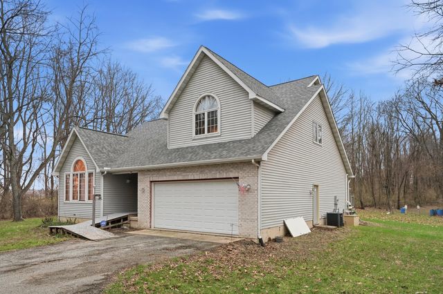 704 W Us Hwy 30, Valparaiso, IN 46385