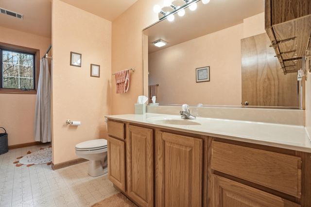 704 W Us Hwy 30, Valparaiso, IN 46385