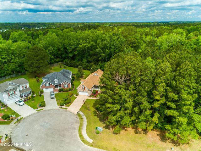 606 Lathrop Court, Calabash, NC 28467