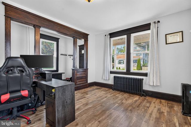 1 OAKVIEW AVE, Cherry Hill, NJ 08002