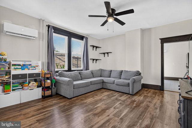 1 OAKVIEW AVE, Cherry Hill, NJ 08002