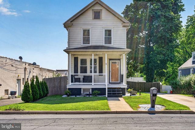 1 OAKVIEW AVE, Cherry Hill, NJ 08002