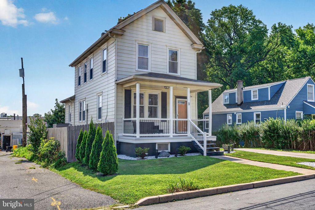 1 OAKVIEW AVE, Cherry Hill, NJ 08002