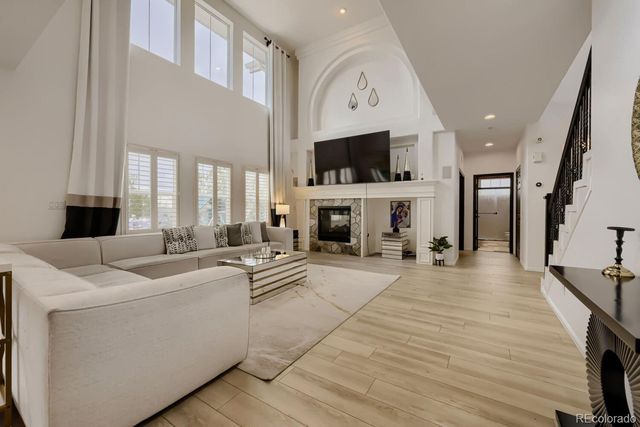 6381 S Patsburg Court, Aurora, CO 80016